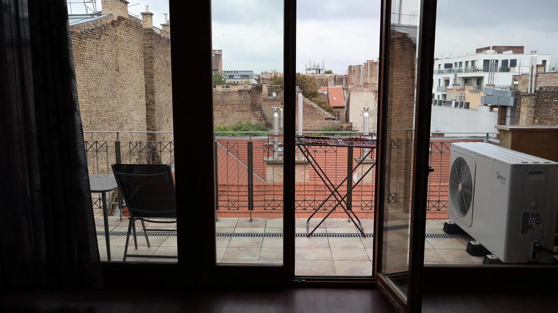 Global Living - Gozsdu - Kazinczy - Center Apartment Budapest