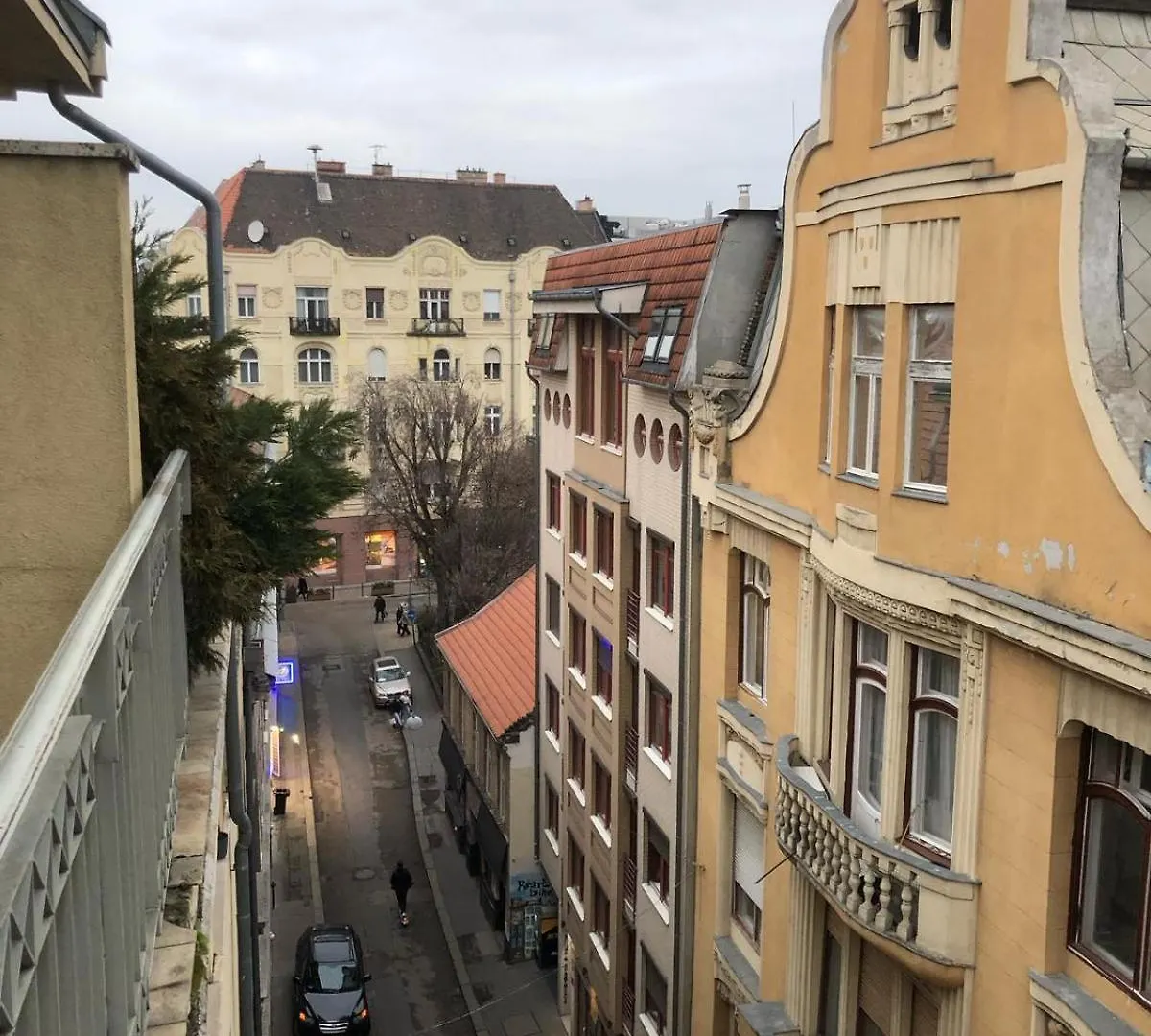 Global Living - Gozsdu - Kazinczy - Center Apartment Budapest